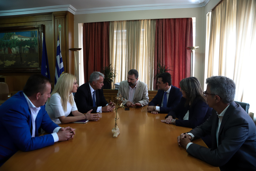 Επενδύσεις, φοροελαφρύνσεις, ασφάλεια, ΔΕΗ και εκκρεμείς συντάξεις, οι προτεραιότητες των νέων υπουργών 