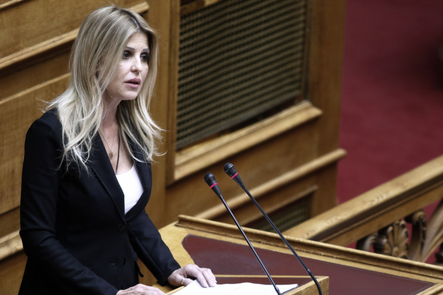 Βουλή: Με 61 γυναίκες η νέα της σύνθεση - Τα νέα πρόσωπα που θα συζητηθούν