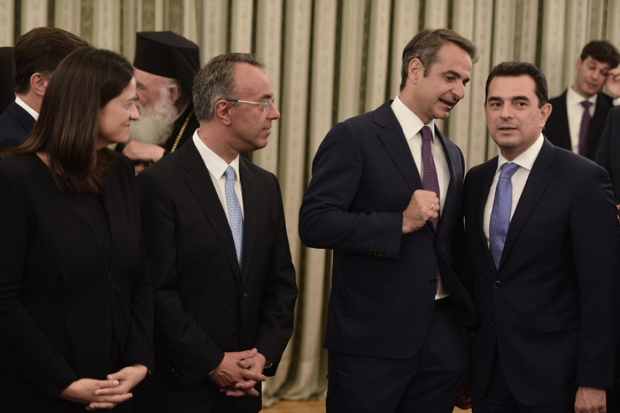 Με θρησκευτικό όρκο ορκίστηκε η κυβέρνηση του Κυριάκου Μητσοτάκη