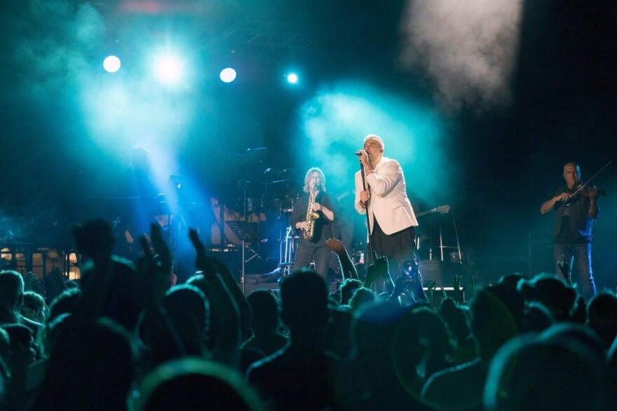 Αντώνης Ρέμος & UB 40: Αποθέωση στη Θεσσαλονίκη