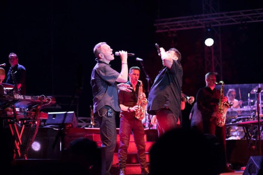 Αντώνης Ρέμος & UB 40: Αποθέωση στη Θεσσαλονίκη