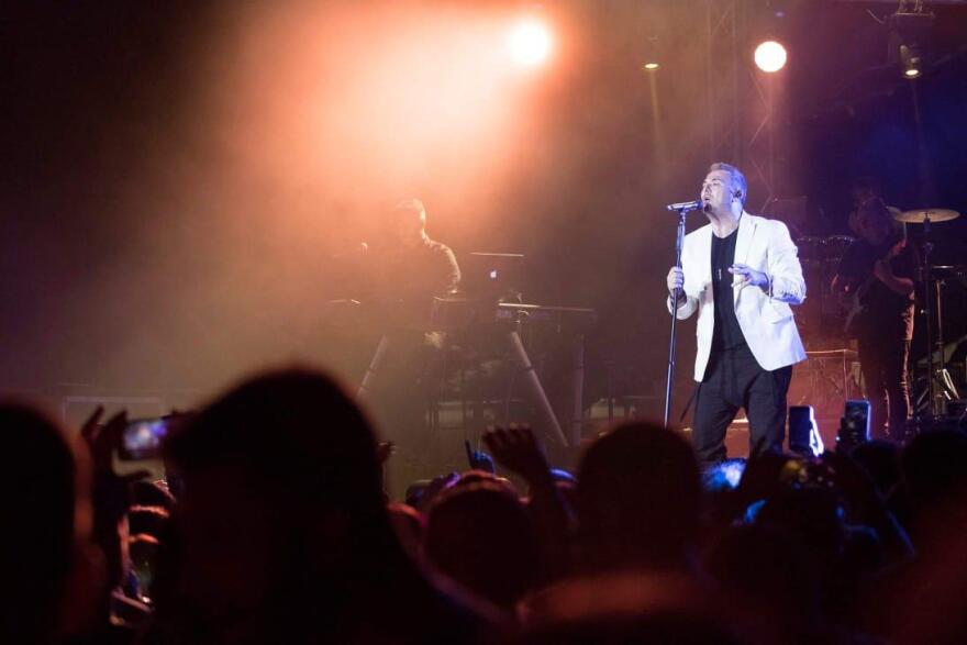 Αντώνης Ρέμος & UB 40: Αποθέωση στη Θεσσαλονίκη