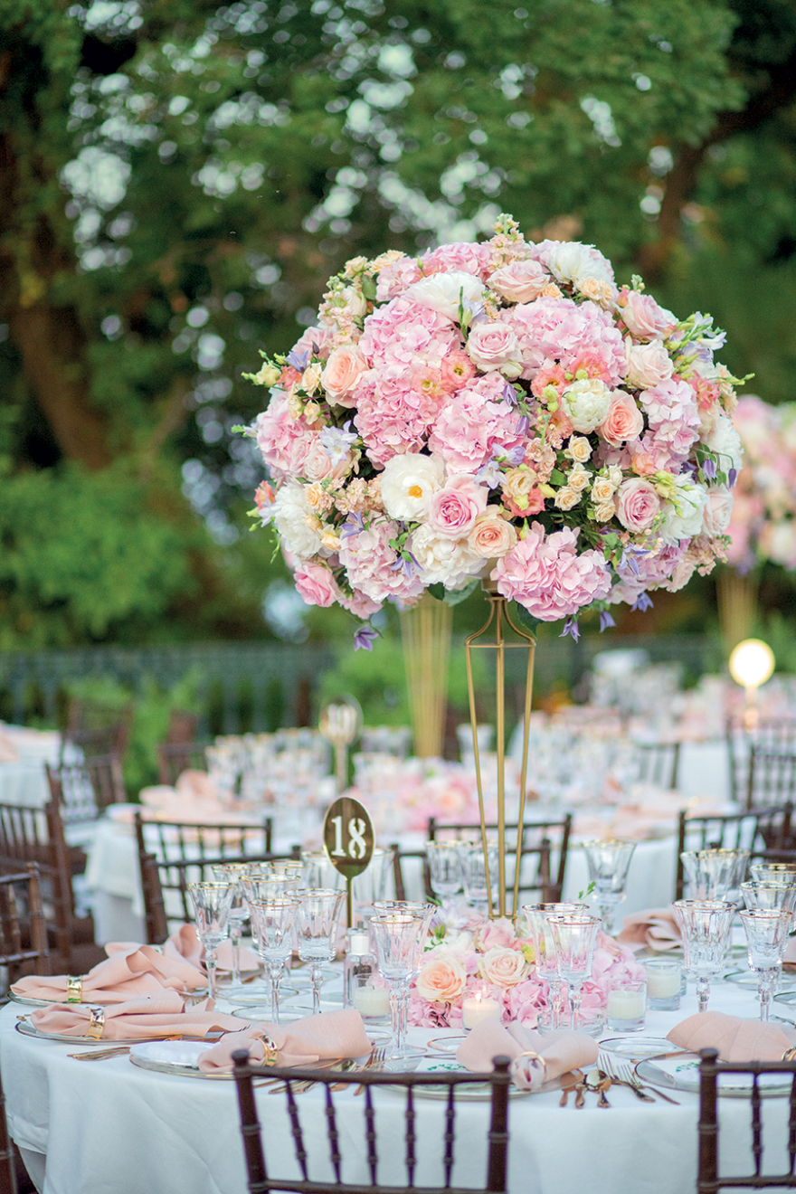 Δήμητρα και Γιάννης Κούστας: Μυθική βάφτιση στην Κέρκυρα