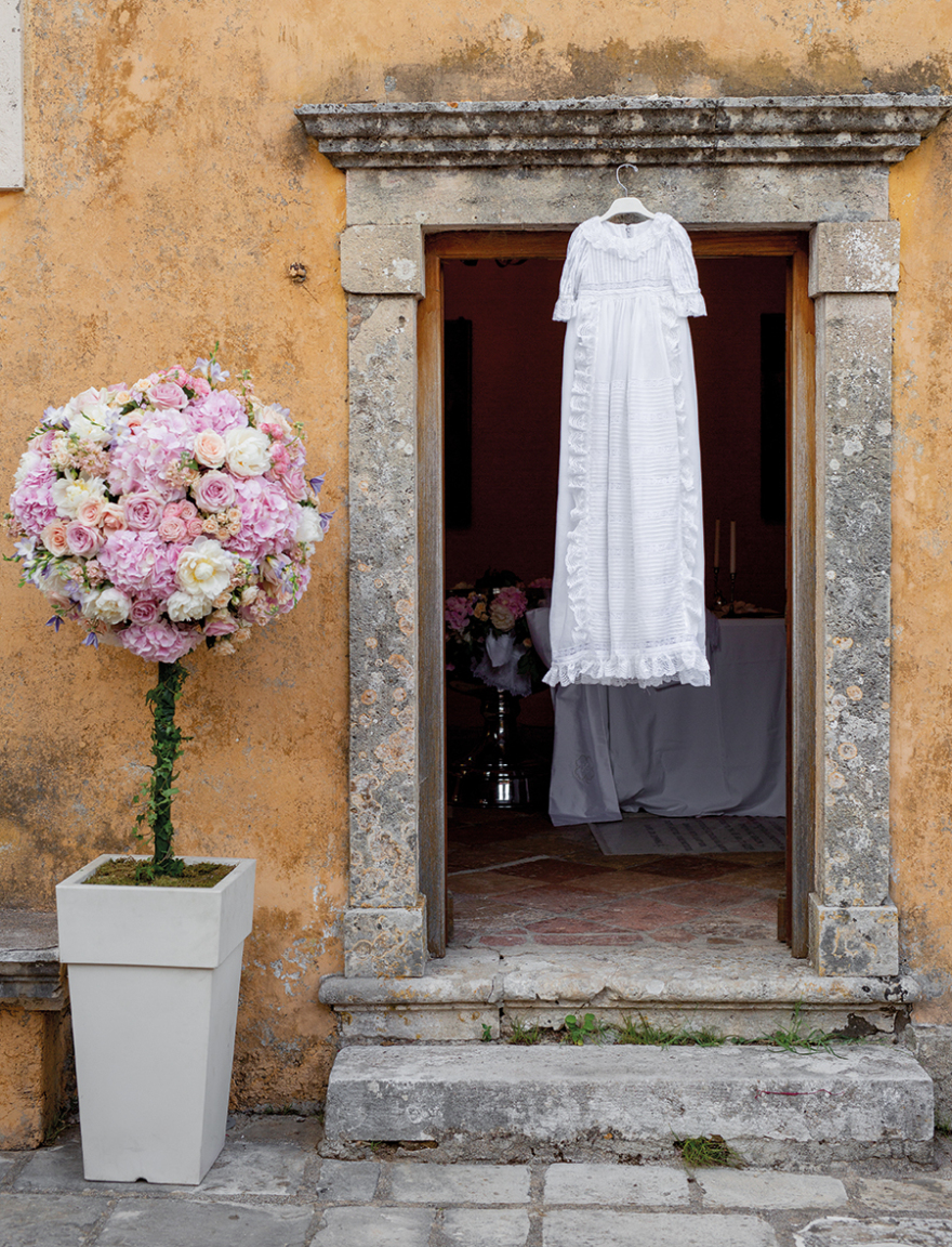 Δήμητρα και Γιάννης Κούστας: Μυθική βάφτιση στην Κέρκυρα