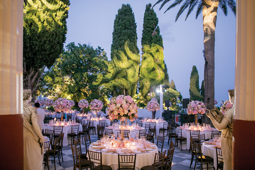 Δήμητρα και Γιάννης Κούστας: Μυθική βάφτιση στην Κέρκυρα