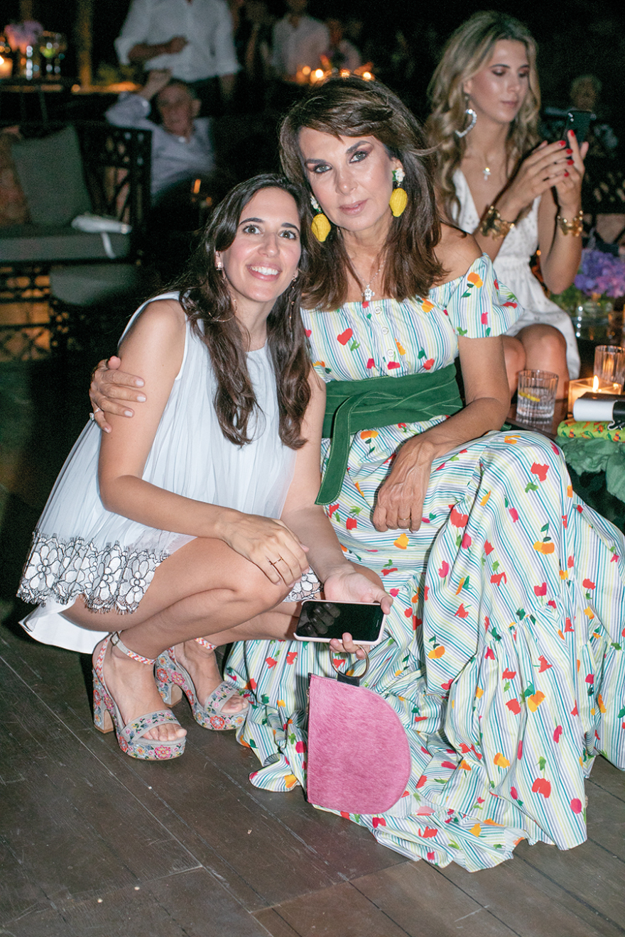 Δήμητρα και Γιάννης Κούστας: Μυθική βάφτιση στην Κέρκυρα