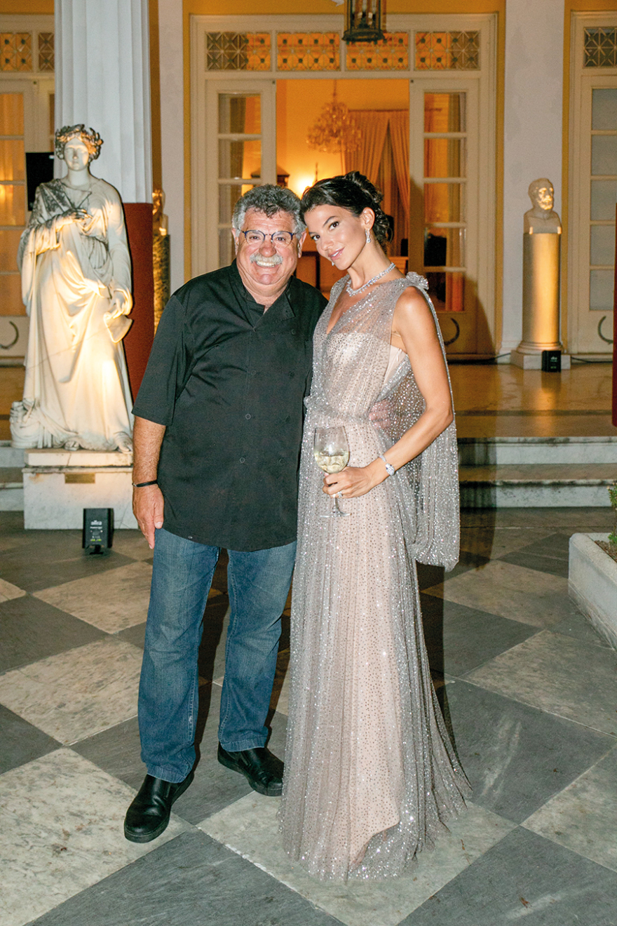 Δήμητρα και Γιάννης Κούστας: Μυθική βάφτιση στην Κέρκυρα