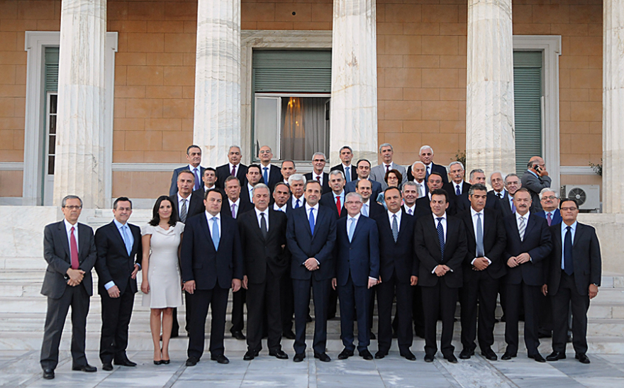 Ιστορικά κλικ: Οι οικογενειακές φωτογραφίες 14 κυβερνήσεων