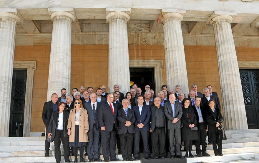 Ιστορικά κλικ: Οι οικογενειακές φωτογραφίες 14 κυβερνήσεων