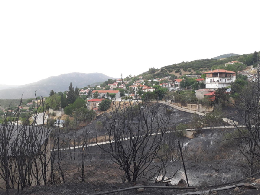 Πύρινο μπαράζ: Μάχη με τις φλόγες σε έξι μέτωπα 