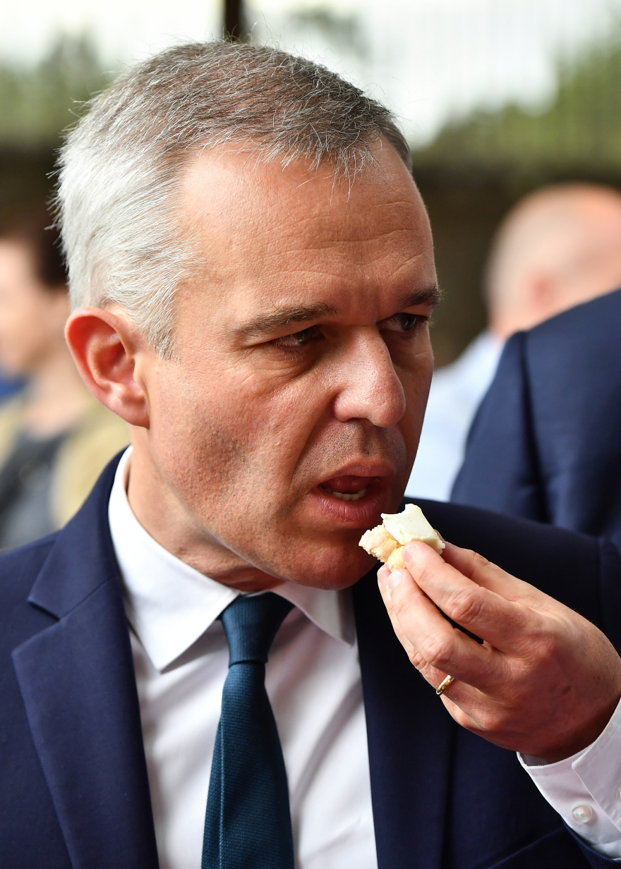 Σάλος στη Γαλλία από τα «χρυσά» δείπνα του υπ. Περιβάλλοντος με λεφτά των φορολογούμενων
