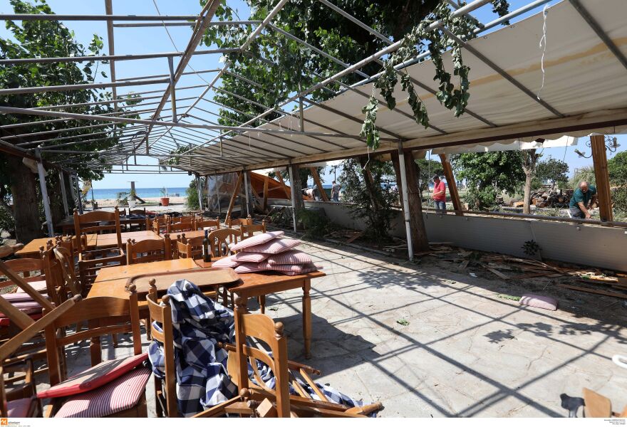 Η επομένη της καταστροφής στη Χαλκιδική - Ζημιές σε σχολεία και κτίρια