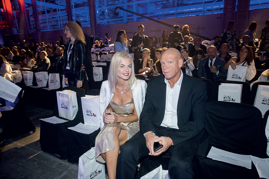 Τζόνι Καλημέρης στο ΘΕΜΑ: Ένα κανάλι σαν του Ιβάν είναι δυο βαπόρια