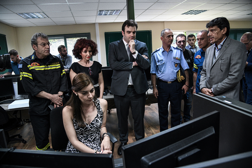 Στα κινητά τα πρώτα δοκιμαστικά μηνύματα έκτακτης ανάγκης από το «112»