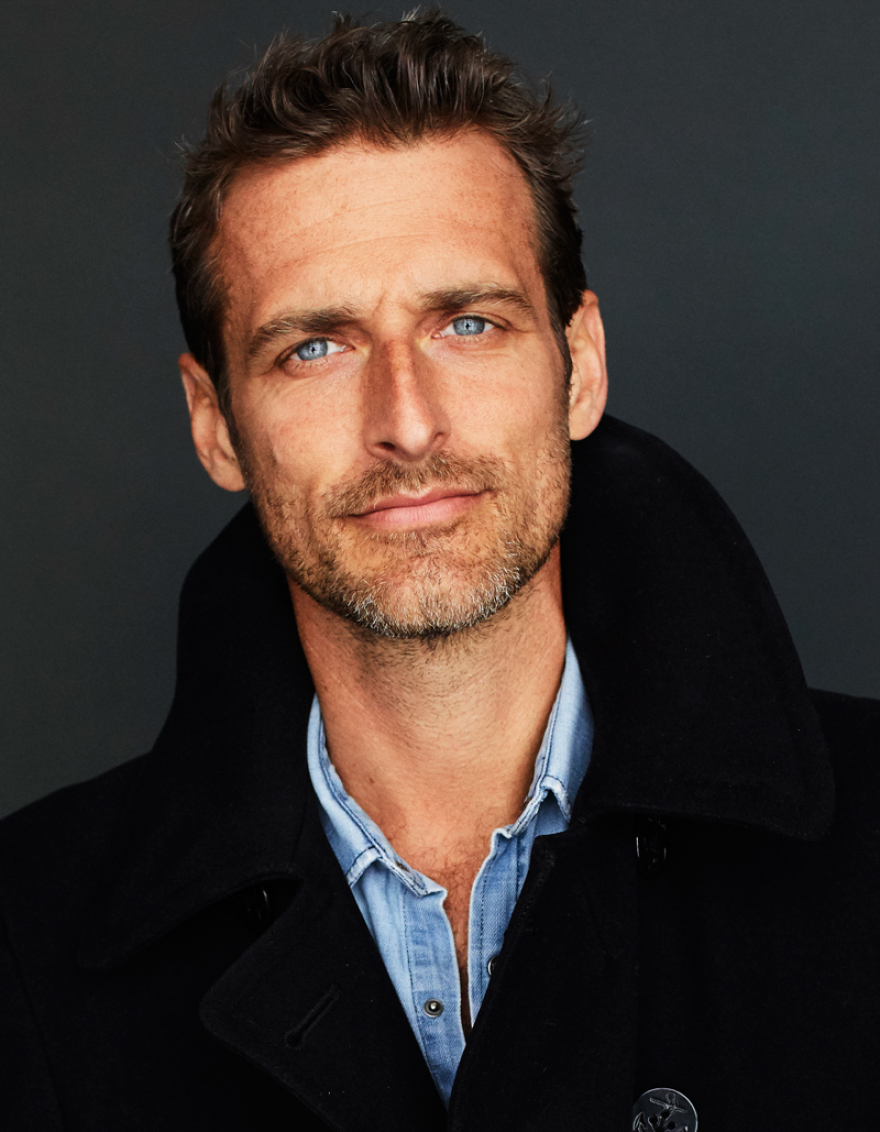 Αλέξι Λουμπομίρσκι: Ο φωτογράφος των Royal Sussex