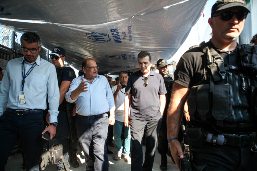 Αυτοψία Χρυσοχοΐδη στη Μόρια - Δείτε φωτογραφίες