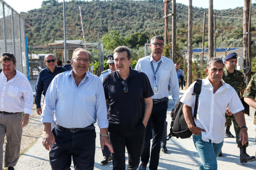 Αυτοψία Χρυσοχοΐδη στη Μόρια - Δείτε φωτογραφίες