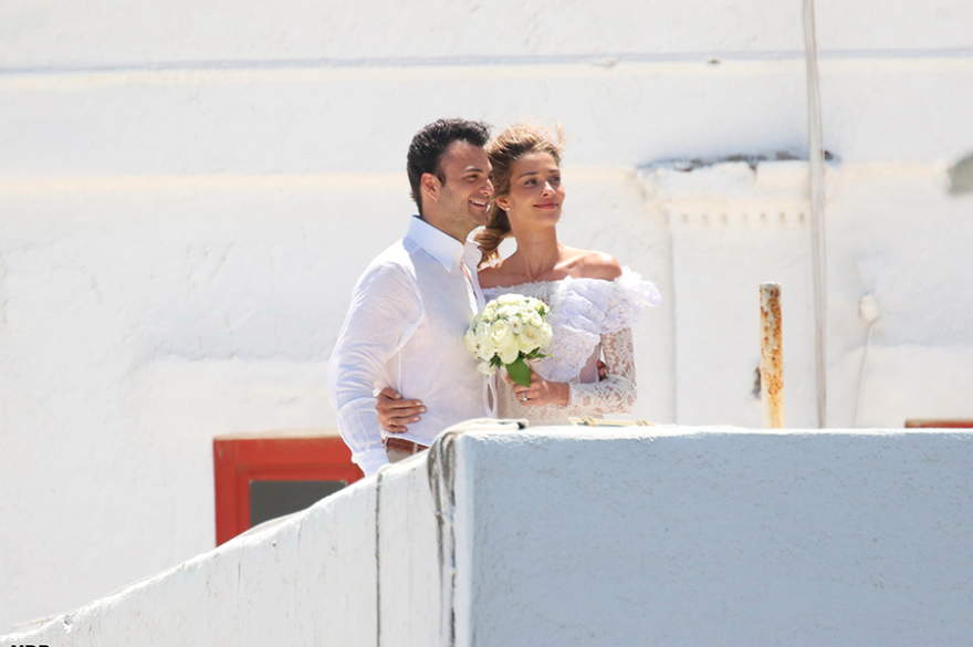 Ανα Μπεατρίς Μπάρος: Στη Μύκονο βρήκα την απόλυτη ευτυχία