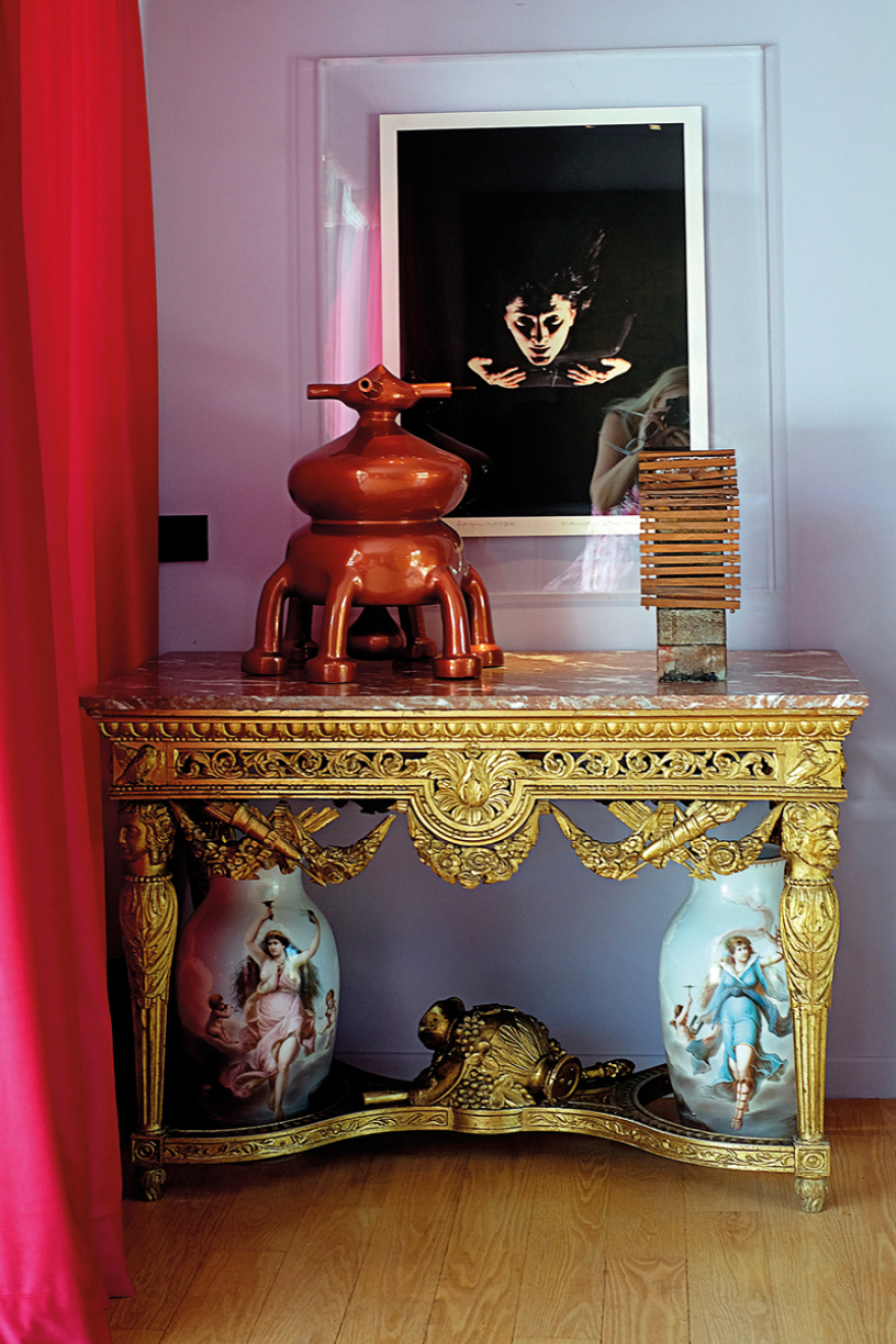 Χρύσανθος Πανάς:  Τέχνη και υψηλή αισθητική  στην Αθηναϊκή Ριβιέρα 