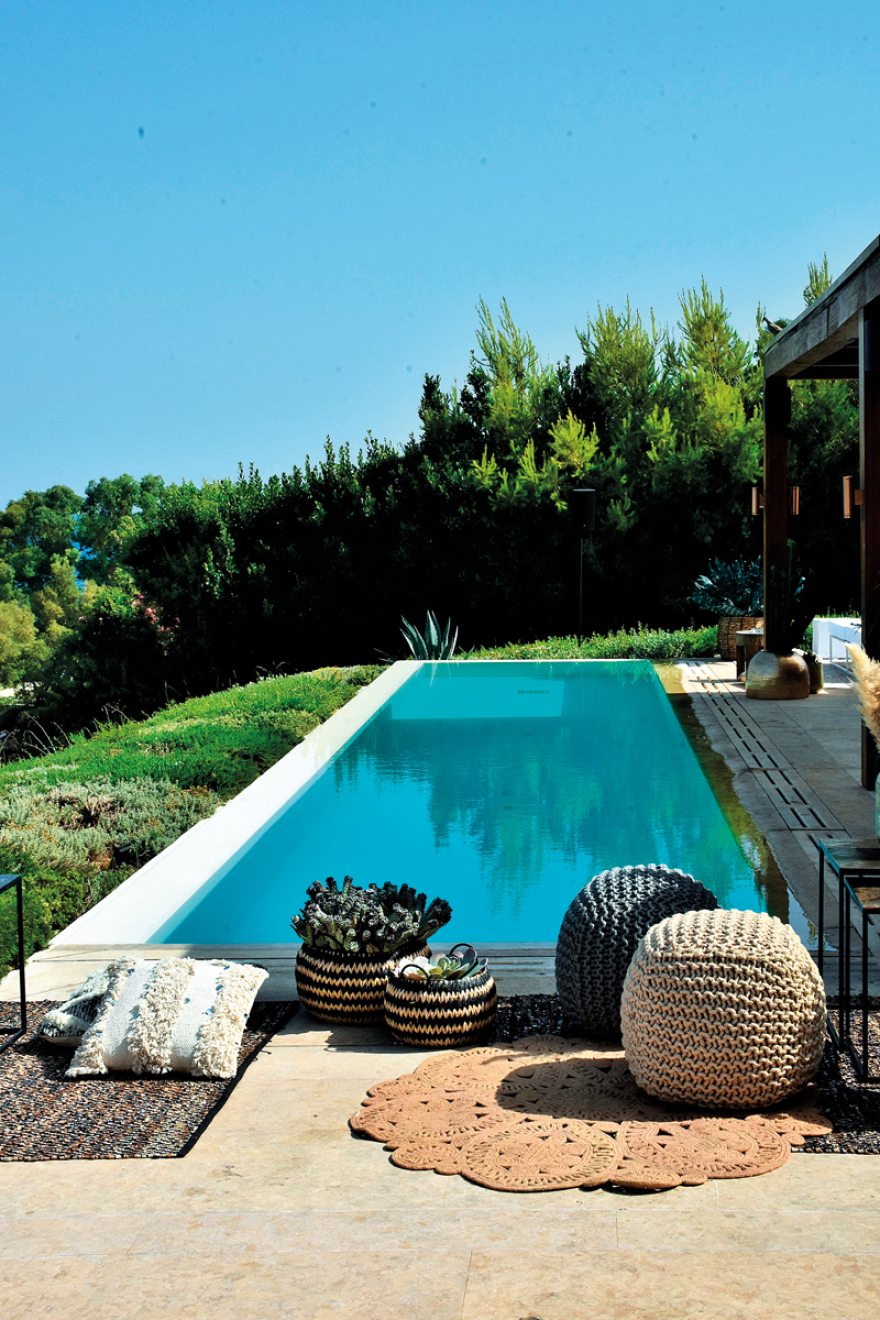 Χρύσανθος Πανάς:  Τέχνη και υψηλή αισθητική  στην Αθηναϊκή Ριβιέρα 