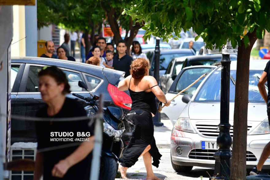 Ναύπλιο: Άγριο ξύλο μεταξύ Ρομά στο κέντρο της πόλης