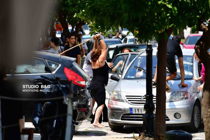 Ναύπλιο: Άγριο ξύλο μεταξύ Ρομά στο κέντρο της πόλης