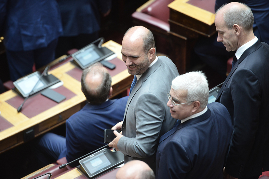 Ορκίστηκαν οι 300 της νέας Βουλής - Φωτογραφίες και παρασκήνιο