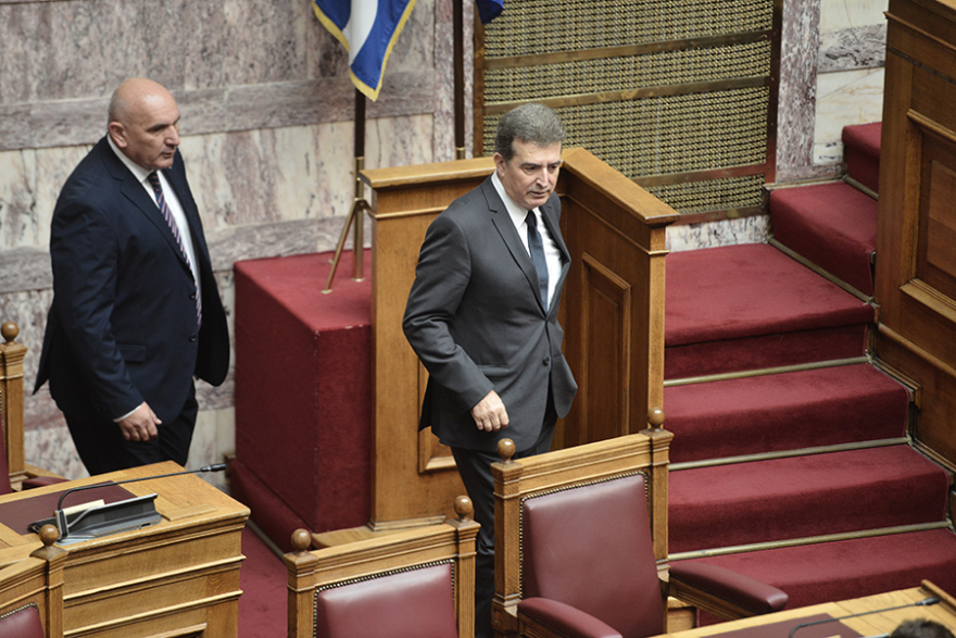 Ορκίστηκαν οι 300 της νέας Βουλής - Φωτογραφίες και παρασκήνιο