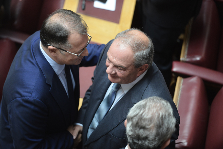 Ορκίστηκαν οι 300 της νέας Βουλής - Φωτογραφίες και παρασκήνιο