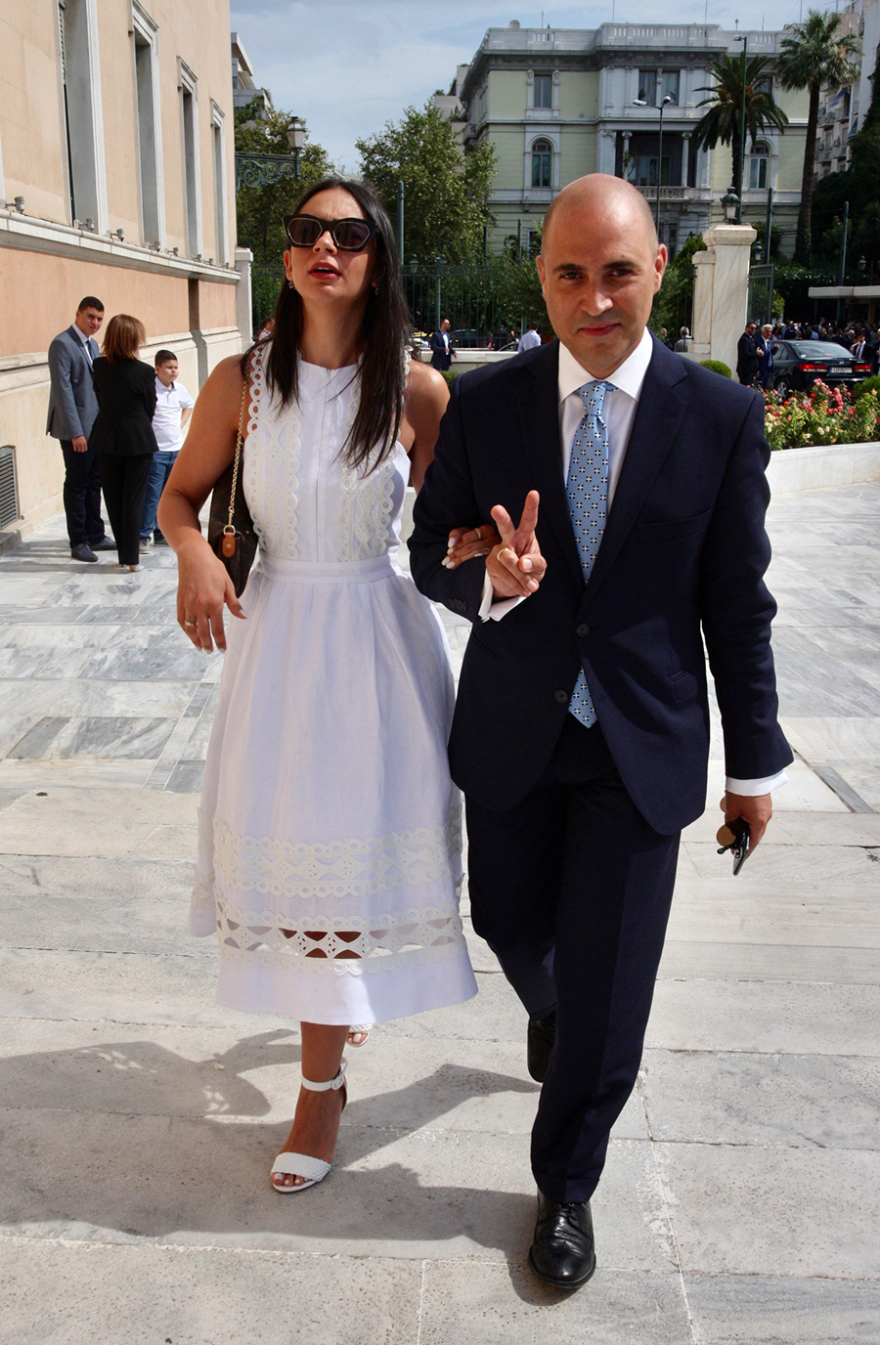 Ορκίστηκαν οι 300 της νέας Βουλής - Φωτογραφίες και παρασκήνιο