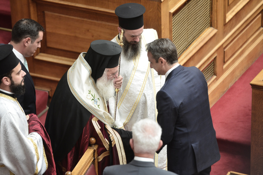 Ορκίστηκαν οι 300 της νέας Βουλής - Φωτογραφίες και παρασκήνιο