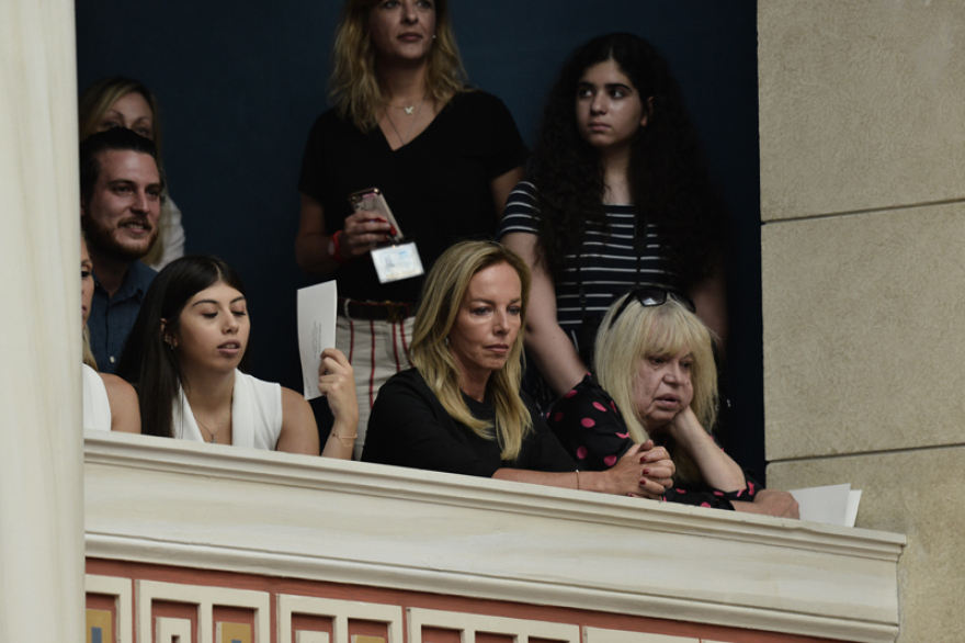 Ορκίστηκαν οι 300 της νέας Βουλής - Φωτογραφίες και παρασκήνιο