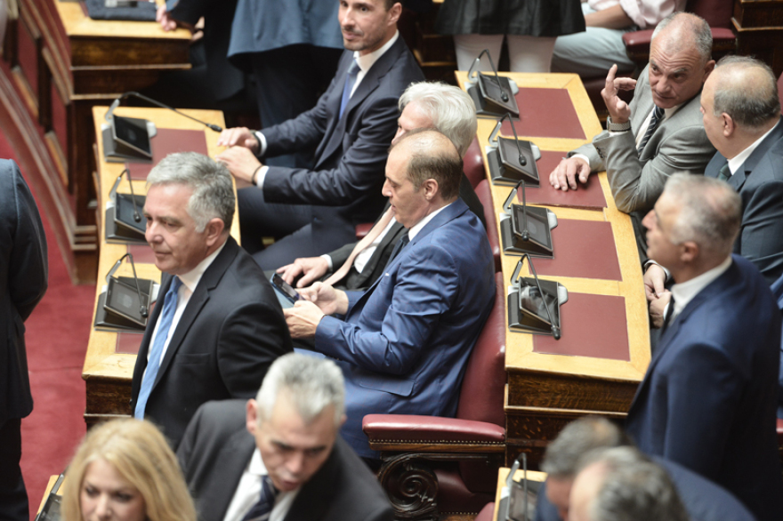 Ορκίστηκαν οι 300 της νέας Βουλής - Φωτογραφίες και παρασκήνιο