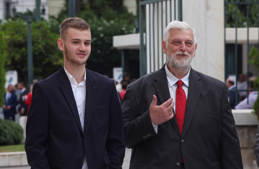 Ορκίστηκαν οι 300 της νέας Βουλής - Φωτογραφίες και παρασκήνιο