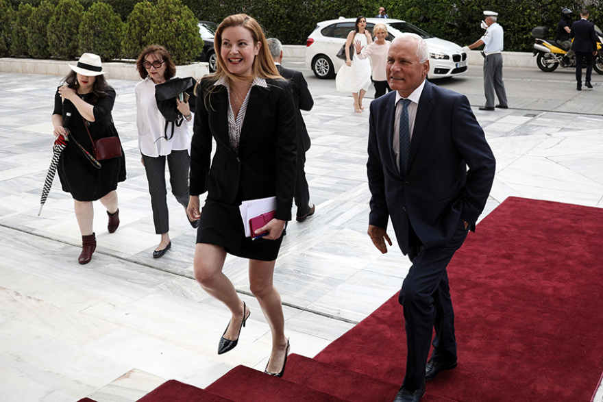 Ορκωμοσία της Βουλής: Οι κυρίες που ξεχώρισαν με τις ενδυματολογικές τους επιλογές