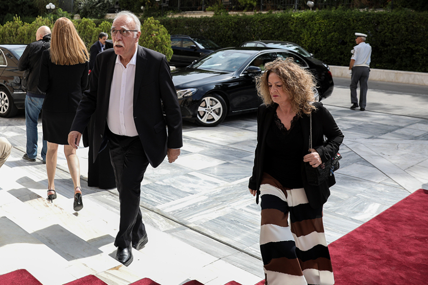 Ορκωμοσία της Βουλής: Οι κυρίες που ξεχώρισαν με τις ενδυματολογικές τους επιλογές