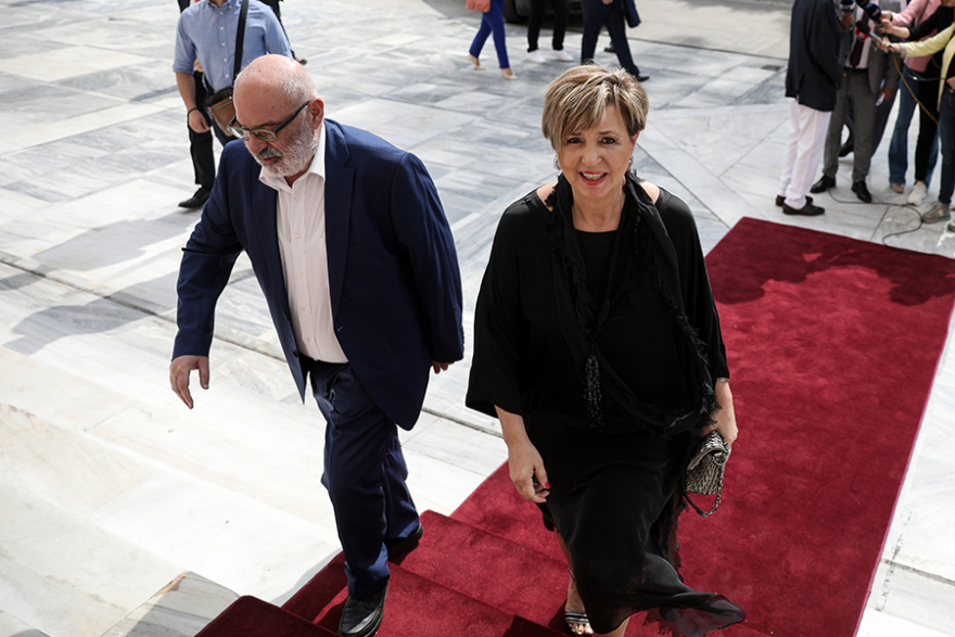 Ορκωμοσία της Βουλής: Οι κυρίες που ξεχώρισαν με τις ενδυματολογικές τους επιλογές