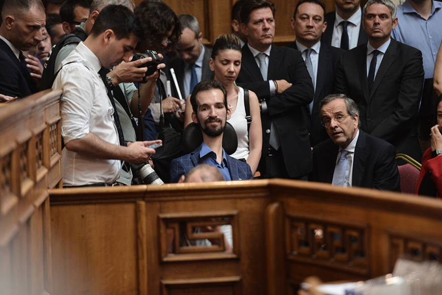 Μητσοτάκης στους βουλευτές της ΝΔ: Περισσότερες πράξεις, λιγότερα λόγια, συνεχής μάχη κατά του λαϊκισμού  