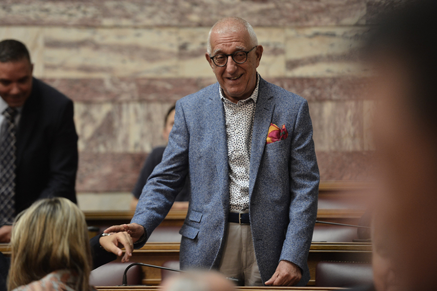 Μητσοτάκης στους βουλευτές της ΝΔ: Περισσότερες πράξεις, λιγότερα λόγια, συνεχής μάχη κατά του λαϊκισμού  