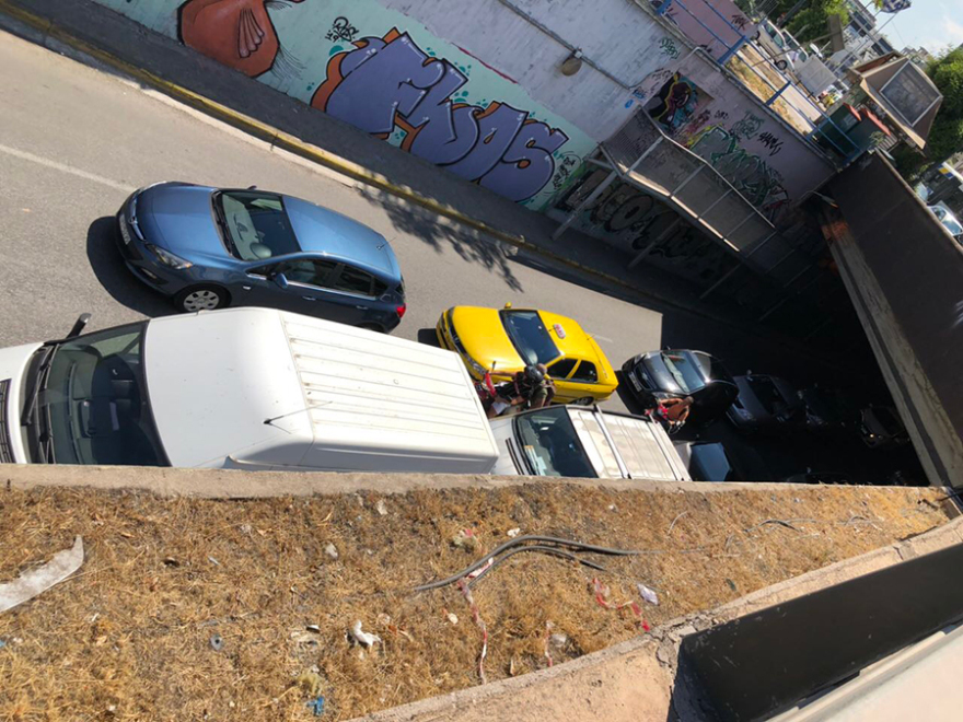 Σεισμός στην Αθήνα: Χάος στους δρόμους μετά τη δόνηση των 5,1 Ρίχτερ