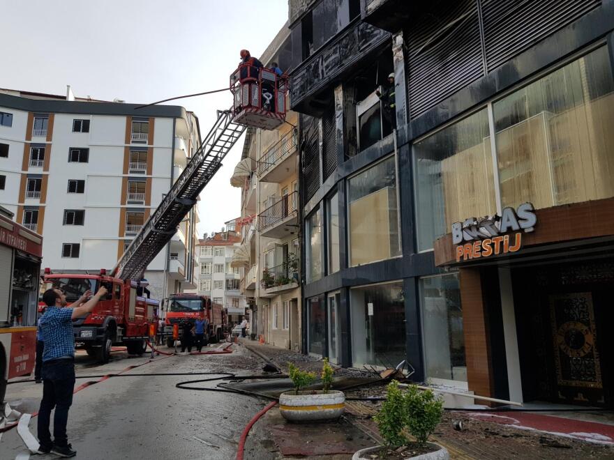 Τουρκία: Έκρηξη air condition «ισοπέδωσε» γειτονιά