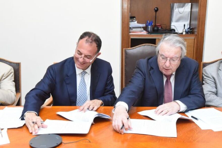 Ξαναζωντανεύει η στοά Αρσάκη στο κέντρο τής Αθήνας