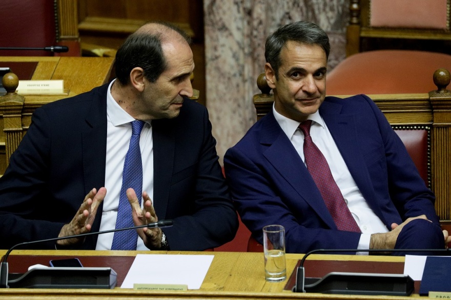 Προγραμματικές δηλώσεις - Live: Η μετριοπάθεια Μητσοτάκη… αποσυντόνισε τον ΣΥΡΙΖΑ