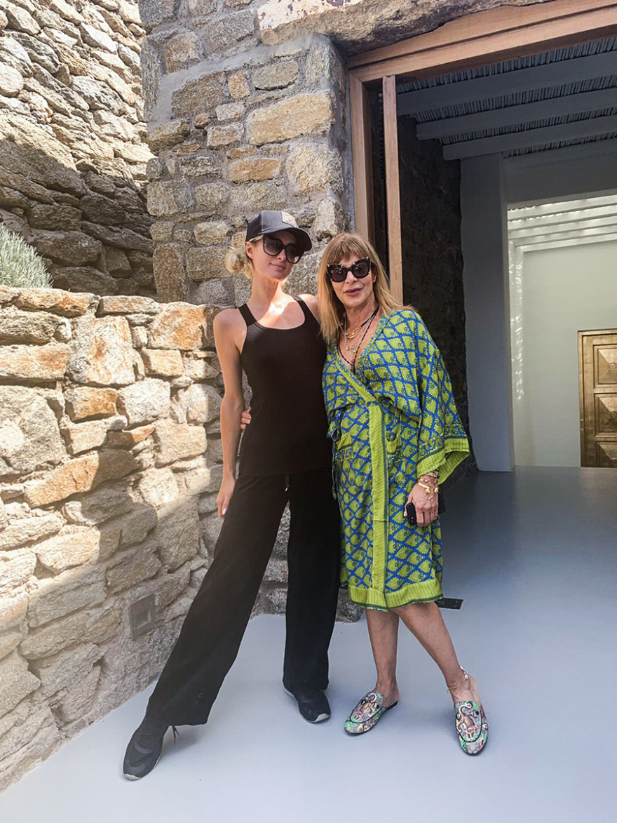 Greek summer queens: Οι βασίλισσες του jet set αποθεώνουν την Ελλάδα