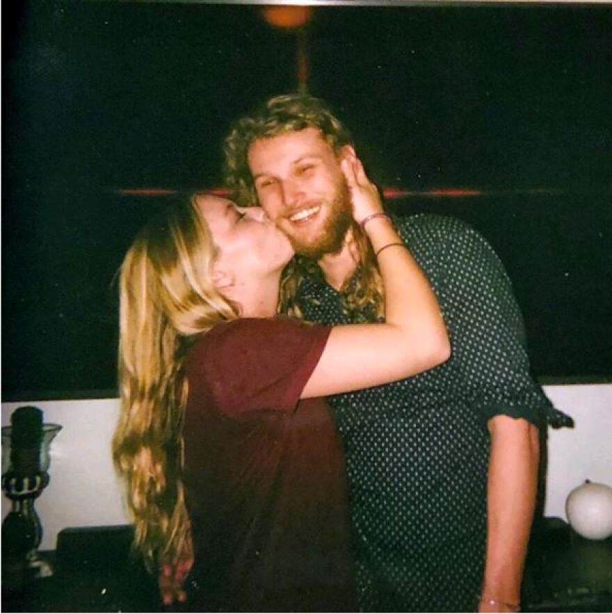 Καναδάς: Πυκνώνει το μυστήριο γύρω από το θάνατο του 23χρονου γιού αστυνομικού διοικητή και της φίλης του