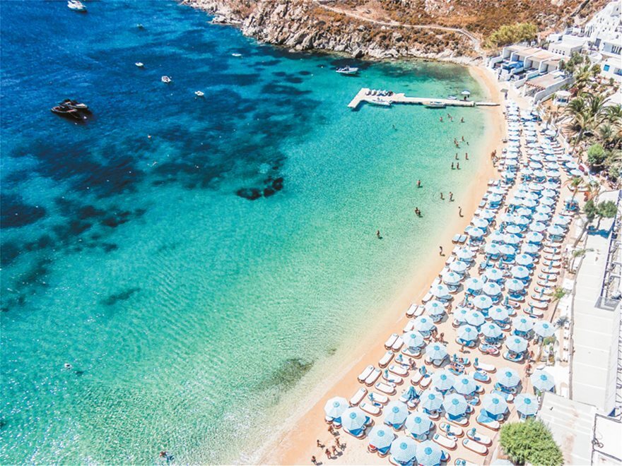 Το Nammos γίνεται 16 ετών: Η «ψαροταβέρνα» που κάνει τζίρους 20 εκατ. ευρώ