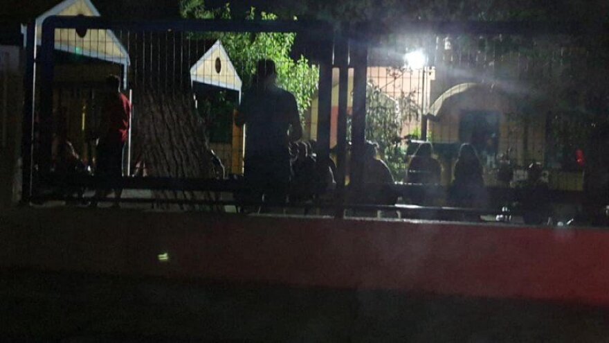 Παιδικοί σταθμοί: Γονείς στην ουρά και αναμονή όλη τη νύχτα για μία θέση! 