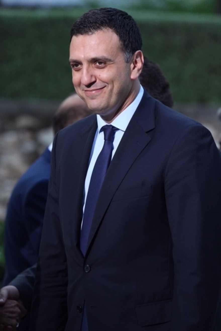 Παρασκήνιο και φωτογραφίες από τη γιορτή για την αποκατάσταση της Δημοκρατίας στο προεδρικό μέγαρο