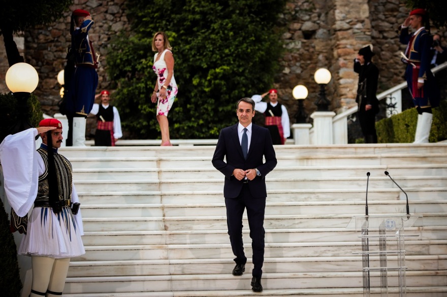 Προεδρικό Μέγαρο: Τα λαμπερά στιγμιότυπα από τη γιορτή για την «45άρα» Δημοκρατία