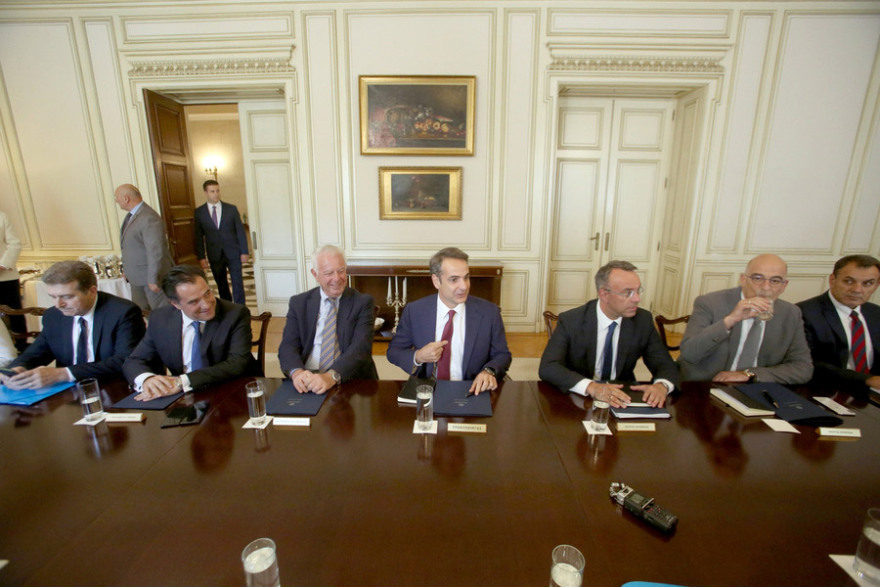 Φωτογραφίες: Το πρώτο υπουργικό συμβούλιο στο Μέγαρο Μαξίμου